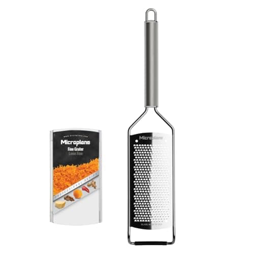 Image of Microplane Professional Series Kitchen Grater new Fine for Hard Cheese, Citrus Fruits, Garlic, Chili, Cinnamon and Nutmeg with Stainless Steel Blades - Made in USA