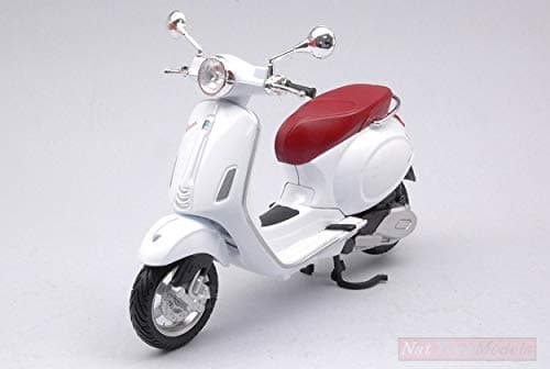 Image of Maisto SCALE MODEL COMPATIBLE WITH VESPA PRIMAVERA 150 WHITE 1:12 MI32721W