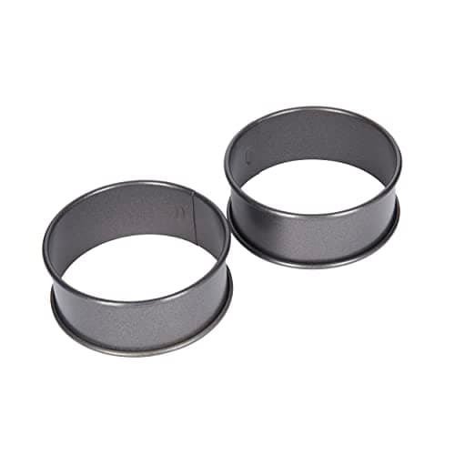 Image of KitchenCraft Egg Rings for Frying or Poaching Eggs, Omelettes and Mini Pancakes, Non Stick Metal, Set of 2