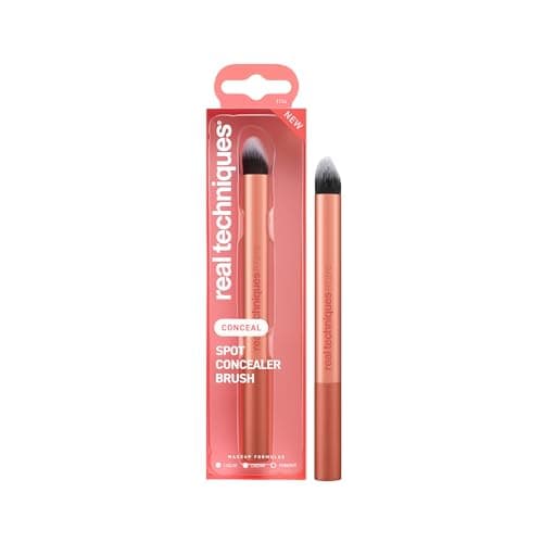 Image of Real Techniques Spot Concealer Brush, Precision Makeup Brush for Targeted Coverage of Blemishes, Redness & Detail Areas, For Liquid & Cream Concealer, UltraPlush Bristles, Cruelty-Free, 1 Count