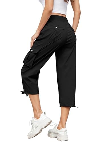 Image of Hormtaer Women Cropped Trousers Cargo Summer Capri Joggers Ladies Pants 3/4 Length Sweatpants Outdoor Casual Hiking Trousers with 6 Pockets (Black, L)