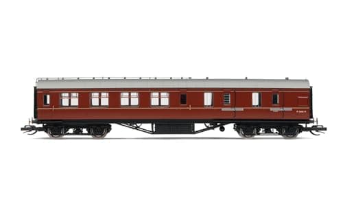 Image of Hornby TT:120 Coach Car - TT4034 BR 57' Brake Third, M5842M - Era 5 Train Toy, TT Gauge Carriage for Train Set, Rolling Stock Models for Adults - 1:120 Scale Model Gift