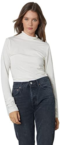 Image of Velvet by Graham & Spencer Women's Talisia Gauzy Whisper Classics tee T-Shirt, Moon, Small