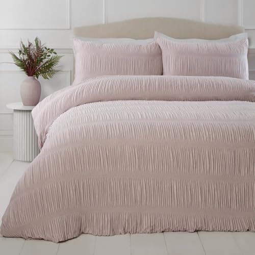 Image of Clara Mauve Ruched Duvet Set - Double - Transform Your Bedroom With This Effortlessly Chic Clara Mauve Ruched Duvet Set - Includes: 1 X Duvet Cover, 2 X Pillowcases - Material: 100% Polyester