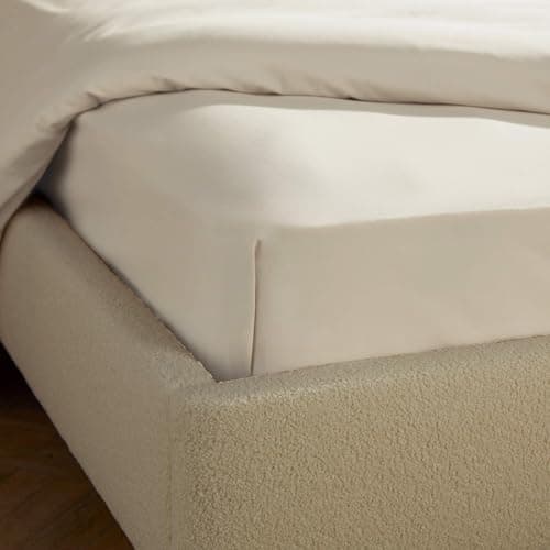 Image of Silentnight Brushed Cotton Bed Linen - Soft Velvety Touch 100 Percent Cotton - Cosy Warmth Feel for Colder Nights - Breathable Lightly Brushed Hypoallergenic (Almond, Single, Fitted Sheet)