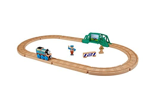 Image of Thomas & Friends FHM64 Wood 5-in-1 Starter Set, Thomas the Tank Engine Toy Train Set, wooden Train Set, 3 Year Old