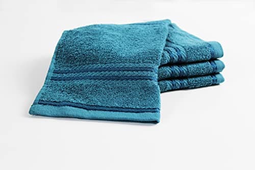 Image of Bentley Priory Linens Supreme Face Flannels for Bathroom 500GSM Super Soft Combed Cotton Pack of 4 Absorbent and Quick Dry Face Cloth Flannel Towels Set 30 x 30cm (PEACOCK)