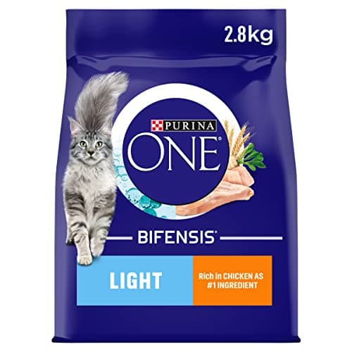 Image of PURINA ONE Light Chicken Dry Cat Food 2.8kg (Pack of 4)