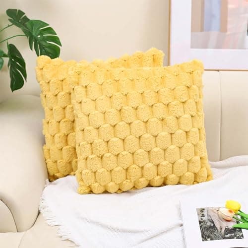 Image of Gemdoit Pack of 2 Yellow Plush Cushion Covers 45 x 45 cm, Pineapple Texture Plush Cushion Cover, Home Decoration Pillowcases Suitable for Living Room Sofa Bedroom