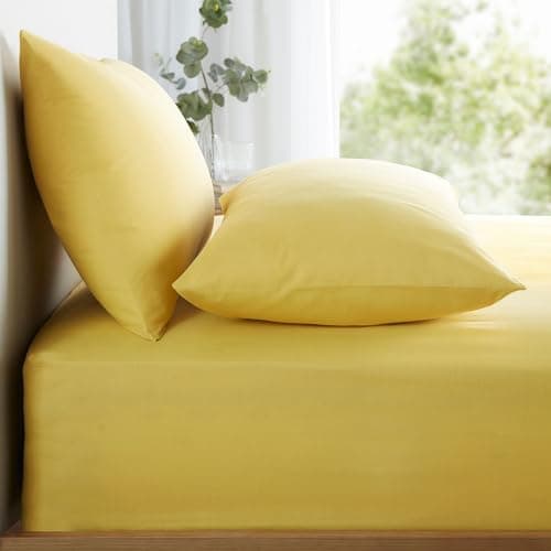 Image of Appletree - Super King Fitted Sheet (182 x 200 x 28cm) - Plain, Luxury 100% Cotton - Light Yellow Bed Sheet