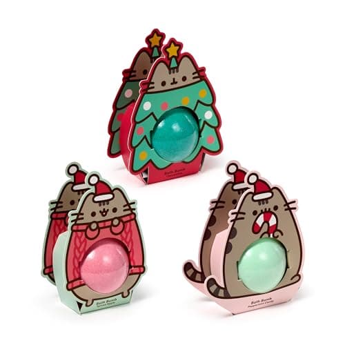 Image of Handmade Bath Bomb in Shaped Gift Box - Christmas Pusheen the Cat Christmas