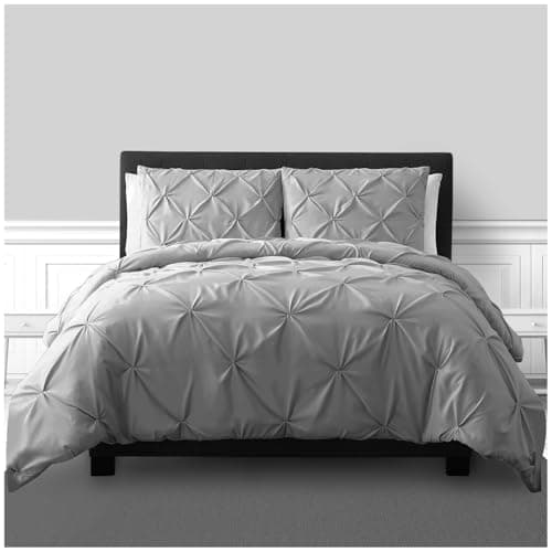 Image of GC GAVENO CAVAILIA Pintuck Diamond Bedding Set - King Size Duvet Cover with Pillowcases - Super Soft Lightweight Bed Linen, Breathable & Easy Care Pinch Pleat Quilt Cover, Silver