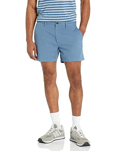 Image of Amazon Essentials Men's Slim-Fit 5" (13cm) Lightweight Comfort Stretch Oxford Shorts, Blue, 33W
