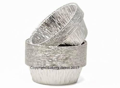 Image of Bakery Direct 50 Round Silver Pukka Pie foils/Dishes