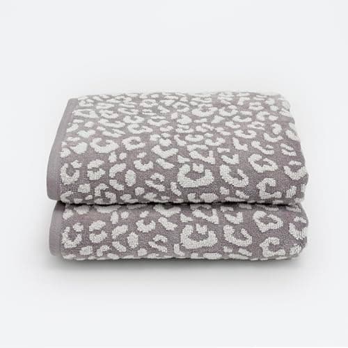 Image of Allure Bath Fashions Luxury Zero Twist Pack of 2 Leopard Print Bath Towels 70 x 120cm in Grey/White – 100% Cotton, Super Soft, Absorbent & Quick Dry, Plush 500GSM Bathroom Towels with Hanging Loop