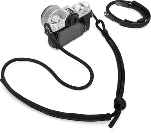 Image of JJC 128CM Adjustable Braided Rope Camera Shoulder Neck Strap for Fujifilm Fuji XE5 XT50 X100VI X100V A6700 A6500 A6400 A7V A7IV Z8 Z9 Z fc Zfc DLUX8 D-LUX7 Q3 43 Q2 More Mirrorless Cameras-Black