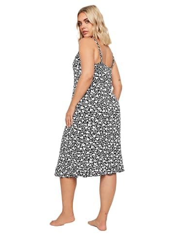 Image of Yours Curve & White Heart Print Chemise Nightdress - Women's - Plus Size Curve