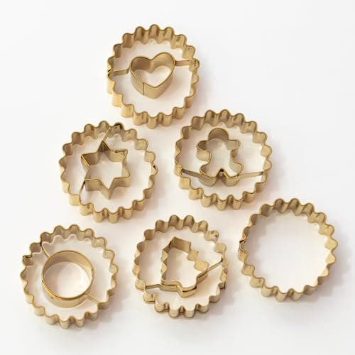 Image of PME Cake Christmas Cookie Cutter Set | 6 Linzer Cutters | Star, Heart, Gingerbread Man, Christmas Tree, Circle & Plain | Festive Baking Tools for Holiday Cookies & Family Fun