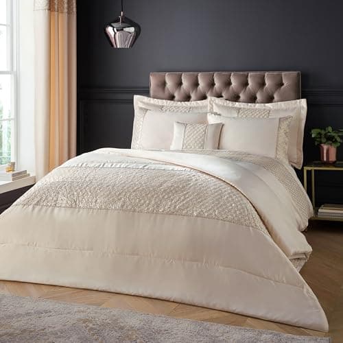 Image of Catherine Lansfield Deco Sequin Quilted 240x260 cm Bedspread Champagne Gold