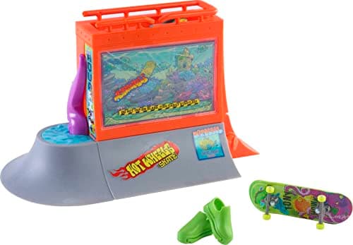 Image of Hot Wheels Skate Aquarium Skatepark Playset Designed with Tony Hawk, Includes Tony Hawk Fingerboard & 1 Pair of Removable Skate Shoes