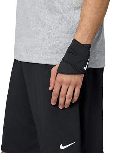 Image of NIKE Unisex 3.0 - NIKE PRO SUPPORT WRIST AND THUMB WRAP 3 0 ONE SIZE, Black, standard size UK