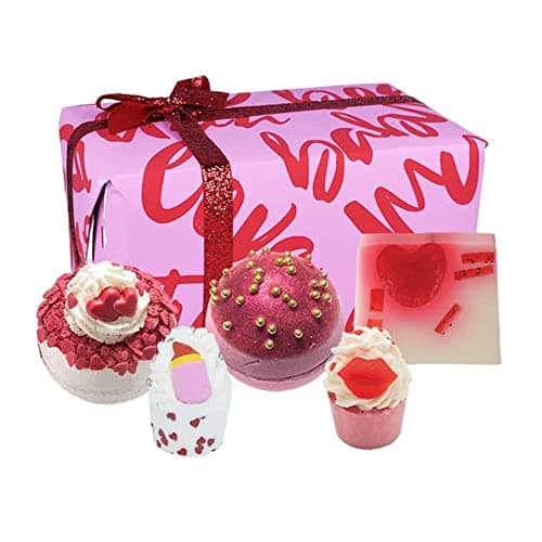 Image of Gift Packs by Bomb Cosmetics Date Night