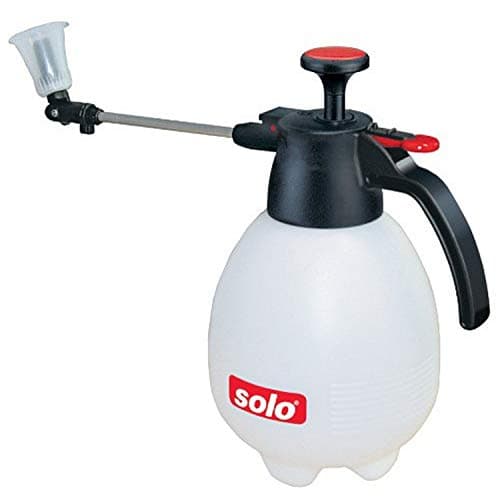 Image of SOLO 419 2-Liter One-Hand Pressure Sprayer, Ergonomic Grip