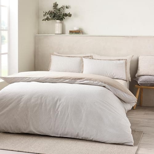 Image of Catherine Lansfield Oxford Pinstripe Reversible Super King Duvet Cover Set with Pillowcases Natural