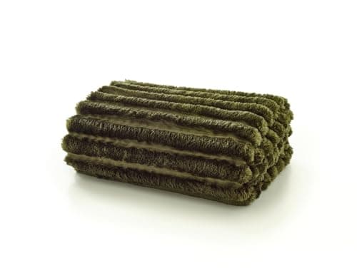 Image of Deyongs Alnwick Throw 140x180cm Fern “ Luxury Super Soft Ribbed Faux Fur Throw, Warm Cosy Snuggle Blanket for Sofa & Bed, Machine Washable, 140 x 180 cm, Fern Plush