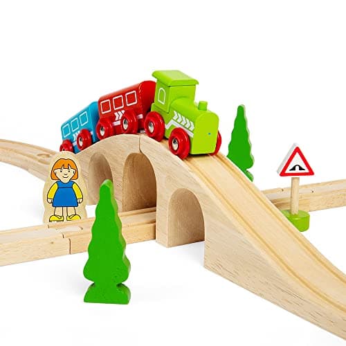 Image of Bigjigs Figure of Eight Train Set for Kids Age 3+ | Award-Winning Traditional Wooden Railway Toy | Set Includes Track Pieces, Engine, Carriages & Accessories | Safe Educational Gift for Children