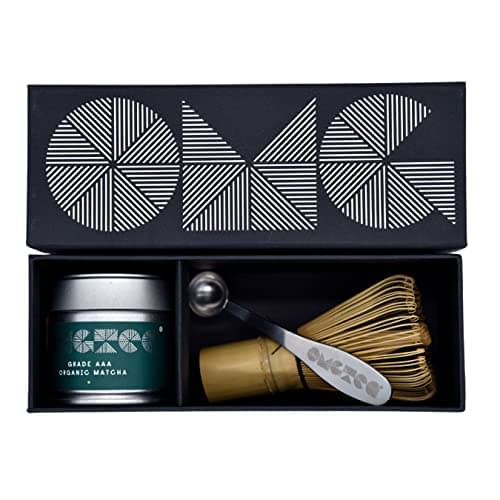 Image of OMGTEA GIFT SET Very High-Grade Organic Japanese Matcha Tea Powder Ceremonial Grade AAA – 30g/30 Servings. Great Taste 2023. Includes hand made bamboo whisk and OMGTEA measuring spoon.