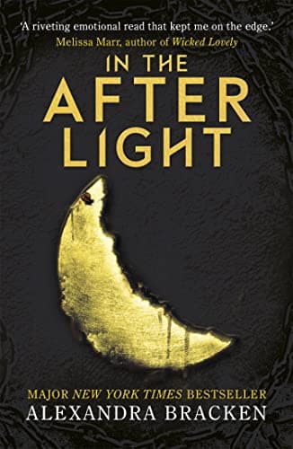 Image of In the Afterlight: Book Three in the heart-stopping dystopian series from the bestselling author of LORE (A Darkest Minds Novel 3)