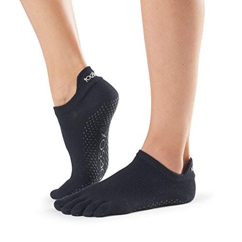 Image of Toesox Unisex Kfs102bs Toesox Low Rise Full Toe Socks, Black Grip, S UK