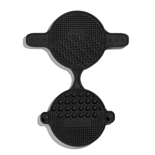 Image of Sigma Beauty - Palmat® - Makeup Brush Cleaner - Perfect for Travel and On the Go - Palm Sized - Black