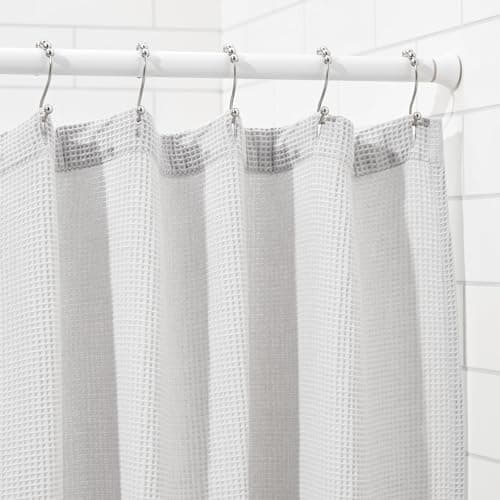 Image of Amazon Basics Extendable Shower Curtain Pole, 137 to 229 cm, White