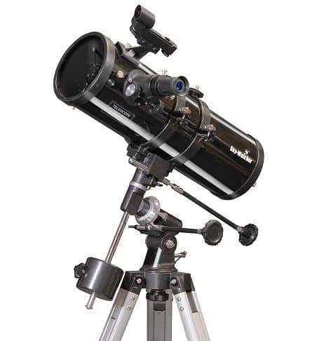 Image of SkyWatcher STARQUEST 1145P Parabolic Newtonian Reflector Telescope C/w Smartphone Adapter