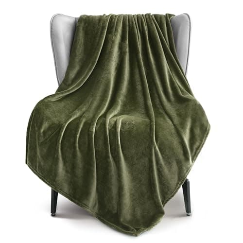 Image of Exclusivo Mezcla Extra Large Fleece Throw Blanket for Couch, Sofa, 300GSM Super Soft and Warm Blankets, Olive Green Throw All Season Use, Cozy, Plush, Lightweight, 127x178 CM