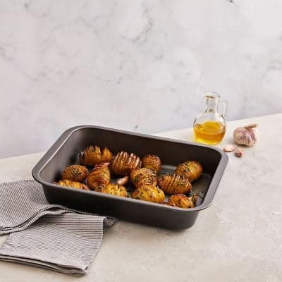 Image of Lakeland Deep Coil-Coated Non-Stick Roasting Tin 32 x 26cm Dishwasher Safe
