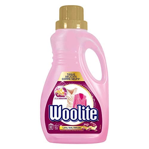 Image of Woolite Pack of 4 Laundry Detergent Liquid For Delicates Hand And Wash - Wool and Silk 750ml