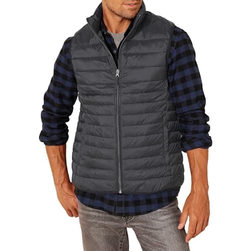 Image of Amazon Essentials Men's Lightweight Water-Resistant Packable Puffer Gilet, Black, XXL