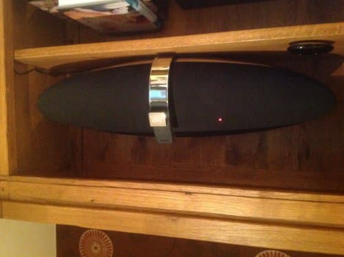 Image of Bowers and Wilkins Zeppelin Speaker for Apple iPod and iPhone