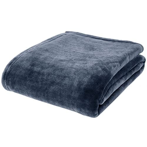 Image of Catherine Lansfield Extra Large Raschel Velvet Touch 200X240cm Throw Navy