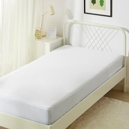 Image of Amazon Basics Zippered Mattress Encasement Cover - Waterproof & Bed Bug Proof Mattress Protector, Single Bed, 90 x 190 x 30 cm, White