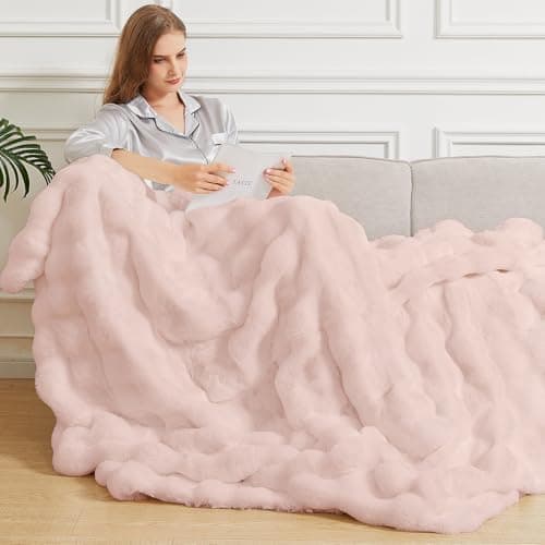 Image of ORINOVA Cozy Faux Fur Throw Blanket for Living Room Bedroom 152x203cm Thick Ultra Soft Pink Fuzzy Throw Blanket Fluffy Furry Bed Comforter Home Gifts 860 GSM