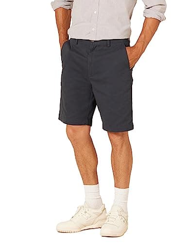 Image of Amazon Essentials Men's Classic Fit 9" (23cm) Pocketed Chino Shorts, Dark Navy, 40W