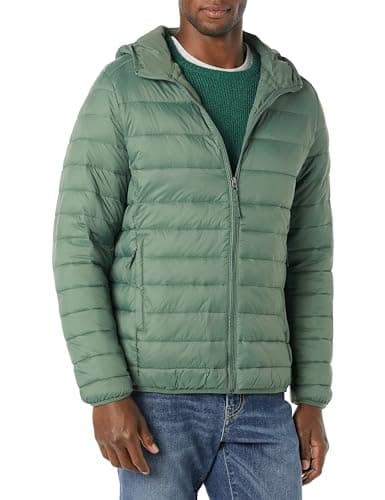 Image of Amazon Essentials Men's Lightweight Water-Resistant Packable Hooded Puffer Jacket, Green, M