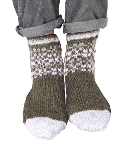 Image of Pachamama Men 100% Wool Bed Sofa Socks Fine Hand Knit Fairisle Large 7-11 Handmade Warm Fair Trade (Wool, Moss)