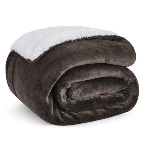 Image of Bedsure Sherpa Fleece Throw Blanket - Fluffy Microfiber Solid Blankets for Bed and Couch Double/Twin Size, Brown, 150x200cm