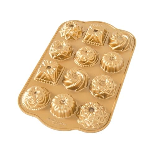 Image of Nordic Ware Bundt Charms Pan, 3D Cast Aluminium Bundt Tin, Bundt Cake Tin with Geometric Pattern, Cake Mould Colour: Gold
