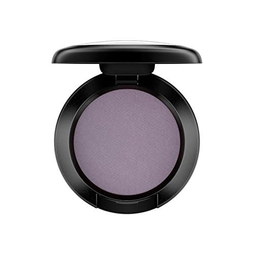 Image of MAC EYESHADOW SCENE